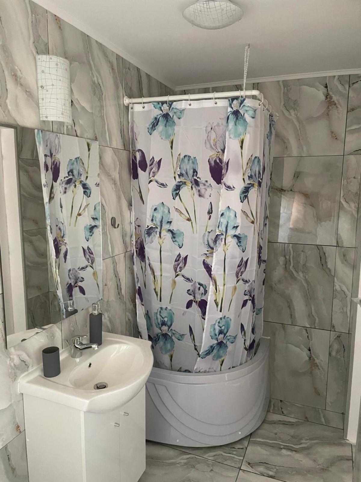 Casa Bunicilor Hotel Nucsoara  Bagian luar foto
